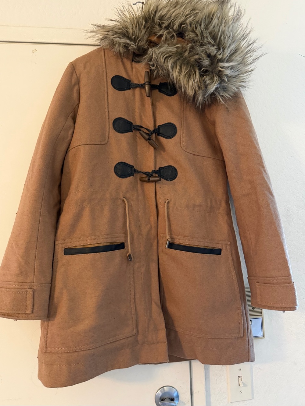 Abercrombie & Fitch Tan Wool-Blend Toggle Coat with Faux Fur Hood